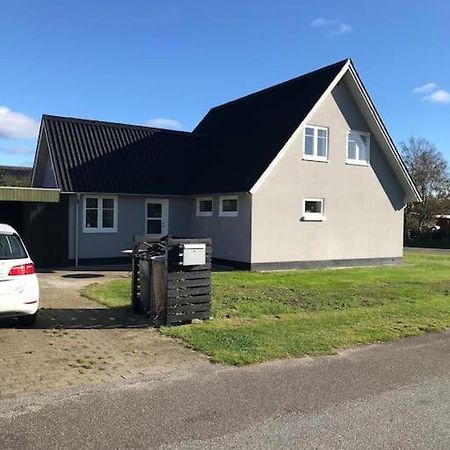 Hyggeligt Byhus Taet Ved Skov Og Togstation Ålbæk 외부 사진
