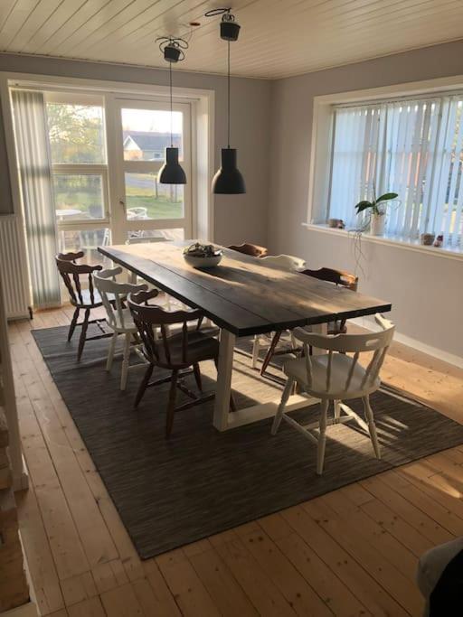 Hyggeligt Byhus Taet Ved Skov Og Togstation Ålbæk 외부 사진