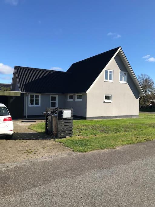 Hyggeligt Byhus Taet Ved Skov Og Togstation Ålbæk 외부 사진